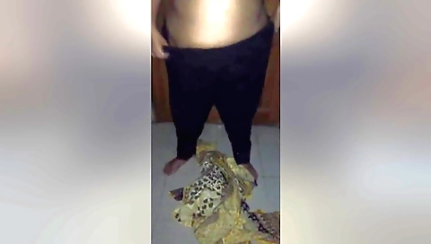 Hot indian chick with a beautiful ass is getting naked