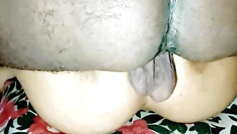 Big ass Indian chick gets fucked in a close up action