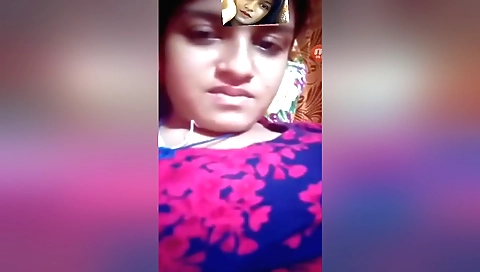 Horny amateur girl masturbated herself and got on bed