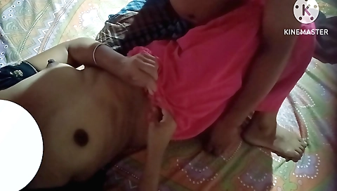 Indian woman gets fucked in her ass in an amateur video