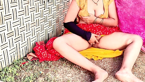 Indian girl with hairy bush and a hairy pussy gets naked