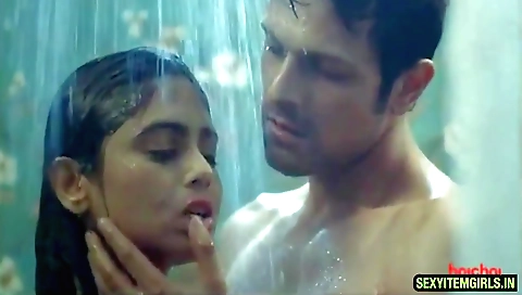 Indian girl gets fucked in the bathroom by a black dude