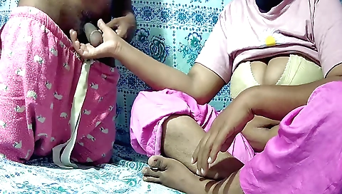 Indian sex video with a big fat babe and a big cock