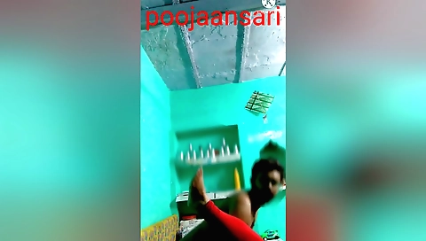 Indian bhabhi gets fucked in her ass in homemade clip