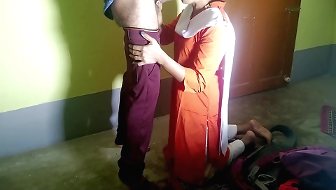 Ke liye security guard se chud gyi with big boobs enjoys