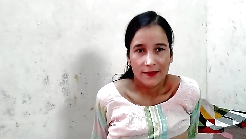 Desi Gaao Ki Larki Ko Paise Dekar Jabar Dasti Pela