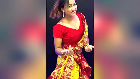 Indian student takes her boyfriend's large dick into her pussy