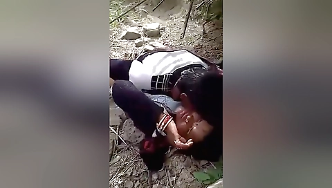 Indian girl is getting pounded in the yard by some horny guy