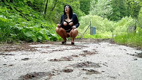 Brunette girl is getting fucked in the public outdoors