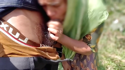 Bhabhi der ka kudai bhabhi der ki ne devar ki chudai kya jali hai