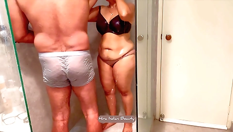 Sexy amateur indian girl with a small body and sexy boobs