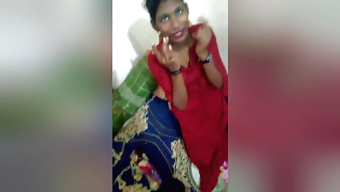 Hot indian chick shows her pussy in this pov porn video