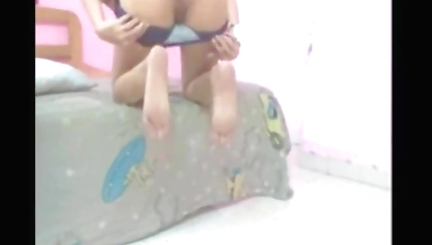 Brunette teen is showing off her beautiful body in webcam