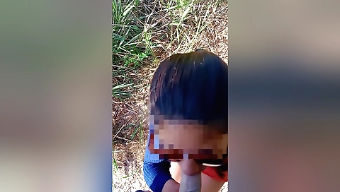 Poco la cara sin embargo se quiebra como se espera