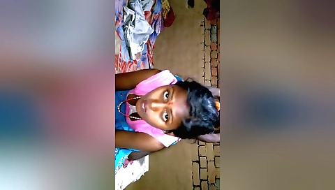 Indian teen sucks and fucks big dick in homemade vid