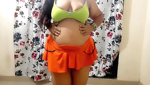 Indian chick in sexy lingerie gets fucked by her boyfriend