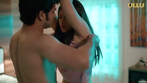 Cute brunette with a nice round ass is on her way to the internet