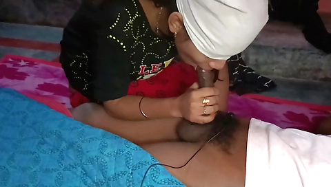 Hot teen amateur 18+ 18+ video shows her pussy getting fucked hard