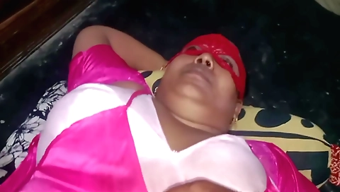 Indian big ass milf gets nailed and fucked on camera