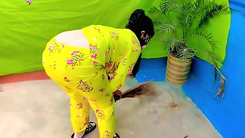 Indian bhabhi in black shorts plays with her pussy