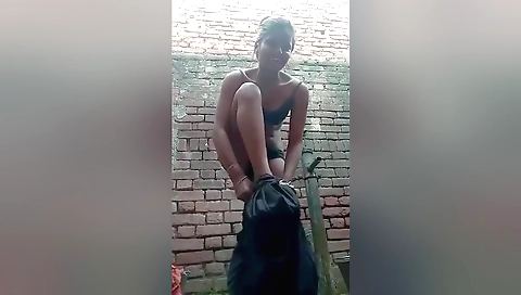 Wetting up in the bathroom is my best favorite activity