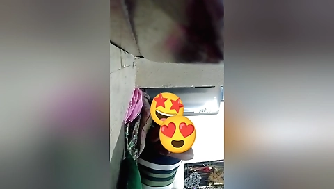 I like it when my hair is silky and my pussy is wet