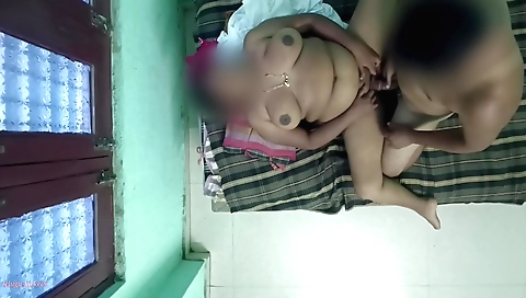 Amateur teen stepsister gives hard-core doggy ride