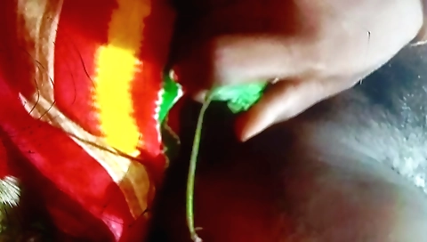 Hot amateur video with a sexy girl fucking her hairy pussy