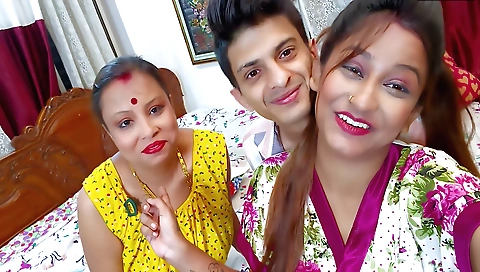 Thick dildo makes bhabi ji happy and her stepbrother