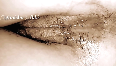 Hairy indian girl is fucked in a homemade sex clip